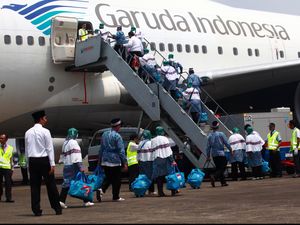 Terkini Tiket Pesawat Penerbangan Haji 2023 Rp 33 Juta, DPR Minta Turun