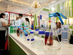 Perkuat Sistem Kesehatan Nasional, Riset Tak Boleh Hanya Jadi Sumber Pustaka