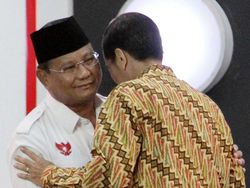 Survei Median: Jokowi Naik, Prabowo Turun, Gatot Nurmantyo 7%
