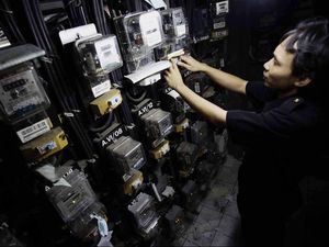 Disubsidi Rp 47,7 T, Apakah Tarif Listrik Bakal Naik Tahun Depan? Disubsidi Rp 47,7 T, Apakah Tarif Listrik Bakal Naik Tahun Depan?