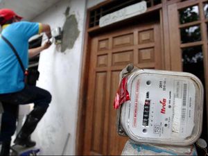 Kisah Warga Garut Bayar Pakai Domba untuk Ganti kWh Listrik