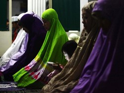 10 Bacaan Surat Pendek Untuk Sholat Tarawih di Rumah