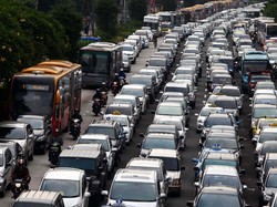 Kakorlantas Polri: Tak Ingin Kena Macet? Gunakan Transportasi Publik
