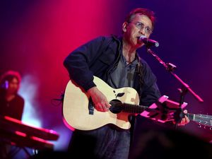 Lirik dan Chord Lagu Doa Pengobral Dosa dari Iwan Fals