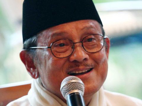 Doa yang Dilantunkan Almarhum BJ Habibie Saat Dirundung Kesedihan