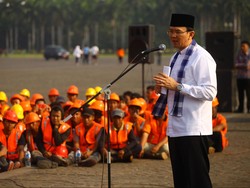 Ahok ke Warga Terkena Banjir: Tiap Tahun Ngungsi, Kalau Mau Enak di Rusun