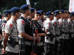 15 Ribu Polisi Kawal Perayaan Imlek di Jabar