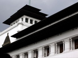 Gubernur Aher Larang Warga Main Pokemon Go di Gedung Sate