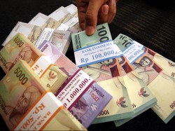 Pemudik Tol Solo-Ngawi Bisa Tukar Uang Baru di Rest Area Sragen