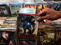 Pemilik Pabrik Pengganda DVD Film Porno di Jaktim Dibui 10 Bulan