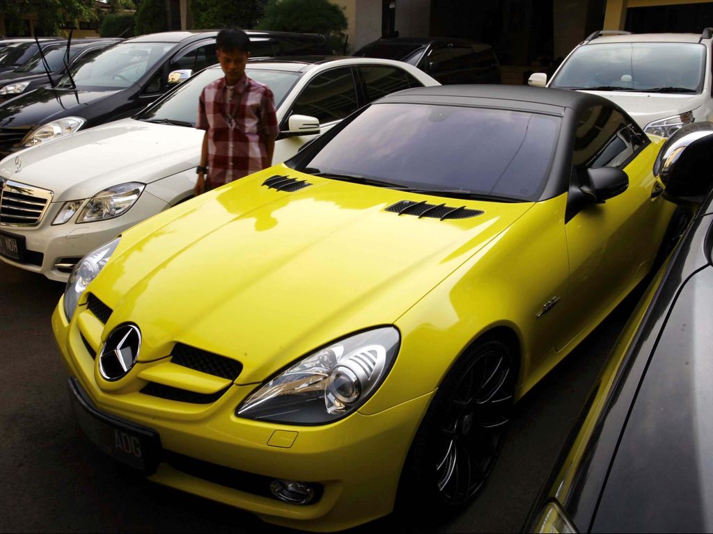 Penunggak Pajak Kendaraan di DKI, Ada Aston Martin hingga Lamborghini Penunggak Pajak Kendaraan di DKI, Ada Aston Martin hingga Lamborghini