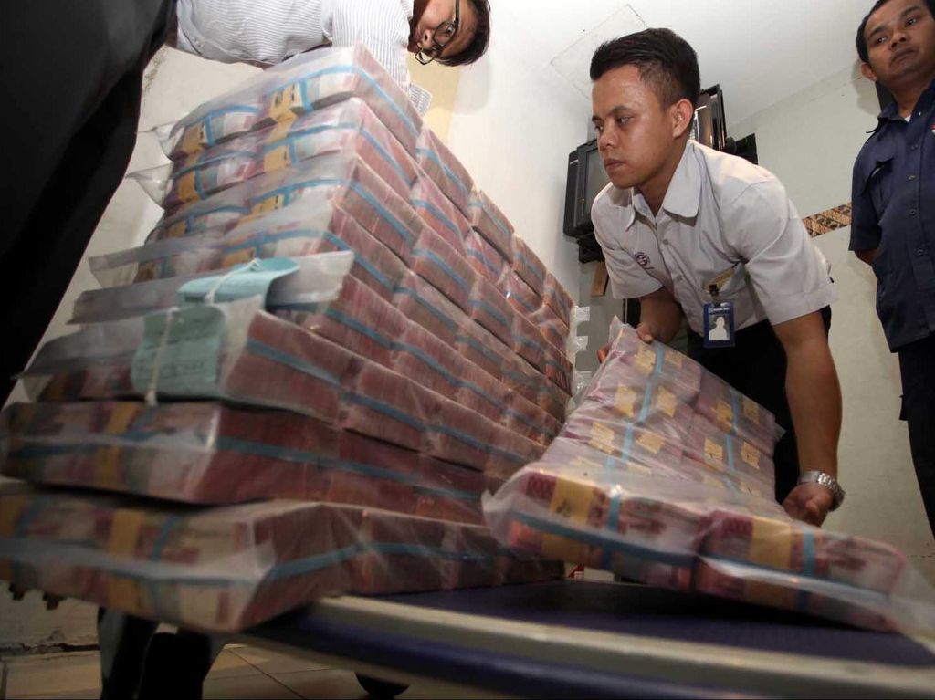Inflasi Mengancam Jika BI Cetak Uang Rp 600 T, Ini Solusi DPR Inflasi Mengancam Jika BI Cetak Uang Rp 600 T, Ini Solusi DPR