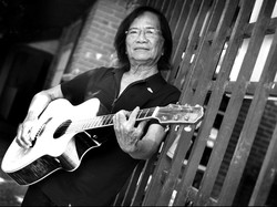 Musisi Yon Koeswoyo Meninggal Dunia