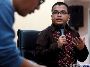 KPK vs Denny Indrayana Soal Kelanjutan Meikarta KPK vs Denny Indrayana Soal Kelanjutan Meikarta