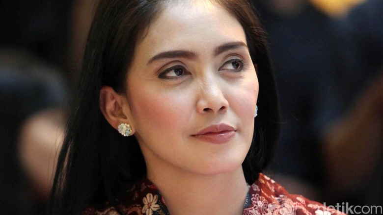 Rieke Nilai Pemecatan Buruh Pelindo II oleh RJ Lino Janggal Rieke Nilai Pemecatan Buruh Pelindo II oleh RJ Lino Janggal
