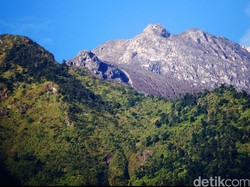 Gunung Merapi Alami Guguran Lava dengan Jarak Luncur 1.000 Meter