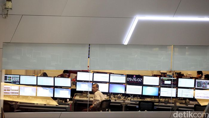 IHSG Bergerak Datar Jelang Putusan MK Indeks Harga Saham Gabungan, bergerak datar menjelang putusan MK soal Pilpres 2014, Kamis (21/08) siang nanti.