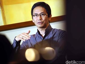 9 Fakta Addie MS yang Kenal dengan Calon Istri Ahok