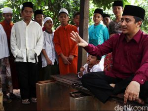 Sambal Kurma Belimbing dan Sayur Asem Jadi Makanan Kesukaan Ustadz Yusuf Mansur Sambal Kurma Belimbing dan Sayur Asem Jadi Makanan Kesukaan Ustadz Yusuf Mansur