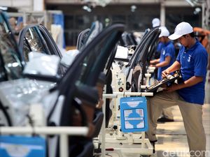 Pemerintah akan Perpanjang Masa Berlaku Izin Kerja Tenaga Asing Pemerintah akan Perpanjang Masa Berlaku Izin Kerja Tenaga Asing