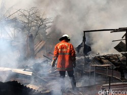 Lapak Pemulung di Kalideres Terbakar, Diduga Dipicu Orang Bakar Sampah