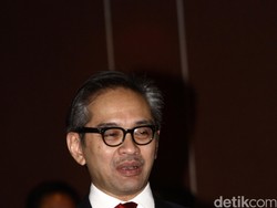 Jadi Eksekutif di Singapura, Marty Natalegawa Pensiun Dini dari Kemlu