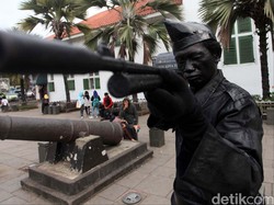 Tak Pernah Bosan Menikmati Kota Tua Jakarta