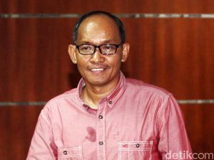 Bebas Bersyarat, Kemarin Jaksa Urip Keluar dari Lapas Sukamiskin Bebas Bersyarat, Kemarin Jaksa Urip Keluar dari Lapas Sukamiskin