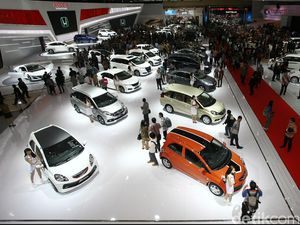 Gaikindo Targetkan Jual 1,1 Juta Mobil Tahun 2017