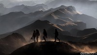 Ada Spot Foto Estetik, Ternyata Planet Bromo Bukan Destinasi Wisata, Zona Rawan!