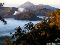 Waspada Hujan Badai di Bromo, Ini Cuaca Gunung Jatim 29 Desember 2024