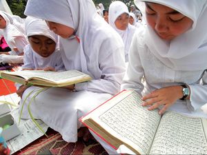 7 Metode Belajar Membaca Al-Quran dan Masing-masing Kelebihannya 7 Metode Belajar Membaca Al-Quran dan Masing-masing Kelebihannya