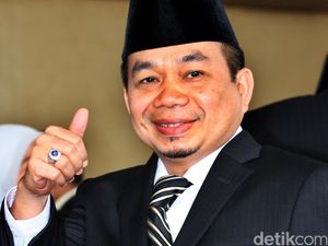 Soal TNI Berpolitik, PKS: Tugas Utamanya Menjaga Rakyat Soal TNI Berpolitik, PKS: Tugas Utamanya Menjaga Rakyat
