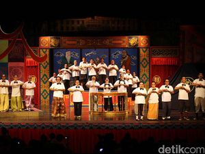 Teater Koma Tunda Pertunjukan Sampek Engtay sampai 15-16 Agustus Teater Koma Tunda Pertunjukan Sampek Engtay sampai 15-16 Agustus