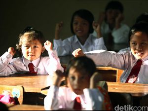 Kurikulum Pendidikan di Indonesia, Dinamika Perkembangannya pasca Kemerdekaan Kurikulum Pendidikan di Indonesia, Dinamika Perkembangannya pasca Kemerdekaan
