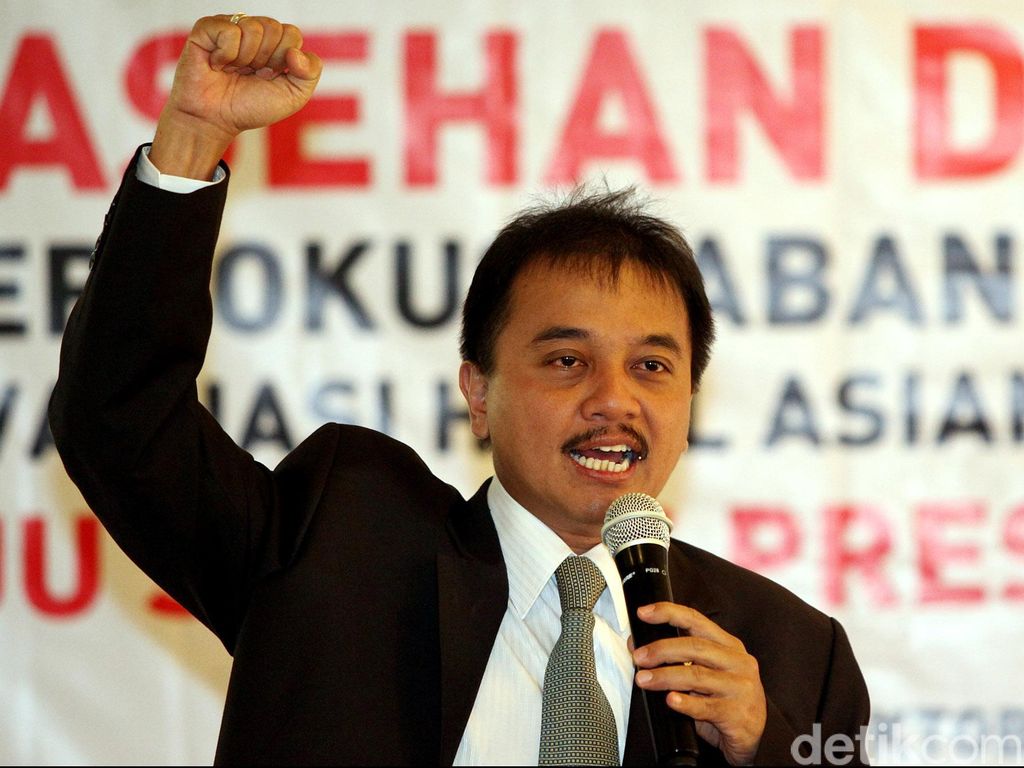 Roy Suryo di Antara Tenggat dari SBY dan Mediasi dengan Menpora Roy Suryo di Antara Tenggat dari SBY dan Mediasi dengan Menpora