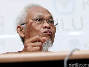 Pendiri PKS dan Caleg PDIP Yusuf Supendi Wafat Pendiri PKS dan Caleg PDIP Yusuf Supendi Wafat