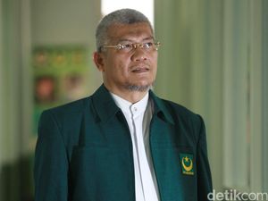PBB Dukung Jokowi, MS Kaban: Yusril Abaikan Keputusan Majelis Syuro PBB Dukung Jokowi, MS Kaban: Yusril Abaikan Keputusan Majelis Syuro