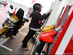 Simak! Berikut Update Daftar Harga BBM Pertamina dan Shell Terbaru Simak! Berikut Update Daftar Harga BBM Pertamina dan Shell Terbaru