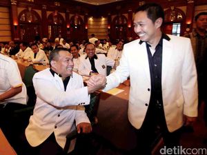 Fahri Ungkit Ironi Anis Matta yang Didubeskan Fahri Ungkit Ironi Anis Matta yang Didubeskan