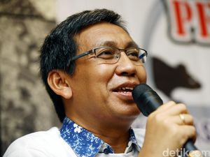 Hamdi Muluk Jawab Husin Yazid soal Ahoker dan Disinyalir Dukung Jokowi Hamdi Muluk Jawab Husin Yazid soal Ahoker dan Disinyalir Dukung Jokowi