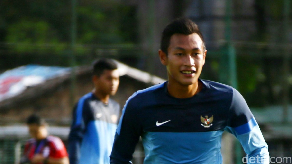 Barito Putera meminta Hansamu Yama untuk bertahan. (Foto: Grandyos Zafna)
