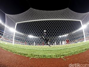 PSSI Tunjuk Eduard Tjong Jadi Pelatih Timnas U-19 PSSI Tunjuk Eduard Tjong Jadi Pelatih Timnas U-19