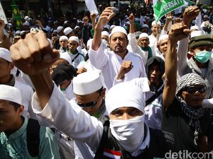 Riwayat FPI: Berdiri, Kontroversi, hingga Dinyatakan Bubar dan Dilarang Riwayat FPI: Berdiri, Kontroversi, hingga Dinyatakan Bubar dan Dilarang