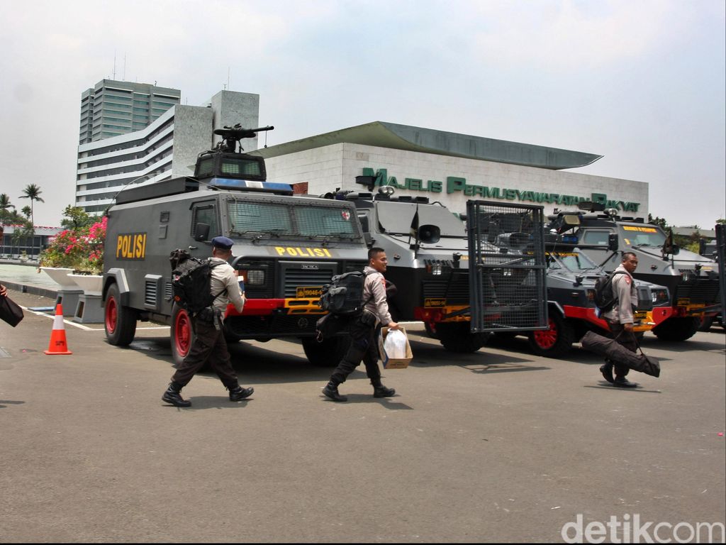 Begini Rekayasa Lalin di Sekitar Gedung DPR Saat Pelantikan Presiden Begini Rekayasa Lalin di Sekitar Gedung DPR Saat Pelantikan Presiden