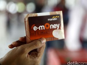 Asyik, Diskon 10% Bayar Tol Bagi Pengguna Kartu Elektronik Asyik, Diskon 10% Bayar Tol Bagi Pengguna Kartu Elektronik