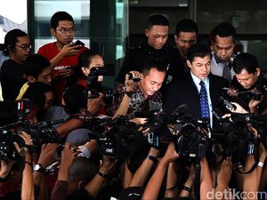 Dana Teroris Bom Thamrin: Dari Yayasan di Timteng, Lalu Dibelikan Senpi di Filipina