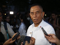 Menhan Puji Kapal Perang Buatan PT PAL: Ke Depan Kita Bisa Tandingi Korsel