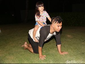 Melihat Lagi Kebersamaan Ahmad Dhani dan Anak-anaknya Melihat Lagi Kebersamaan Ahmad Dhani dan Anak-anaknya