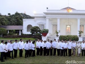 Foto-foto Reshuffle Kabinet Era Jokowi dari Masa ke Masa Foto-foto Reshuffle Kabinet Era Jokowi dari Masa ke Masa